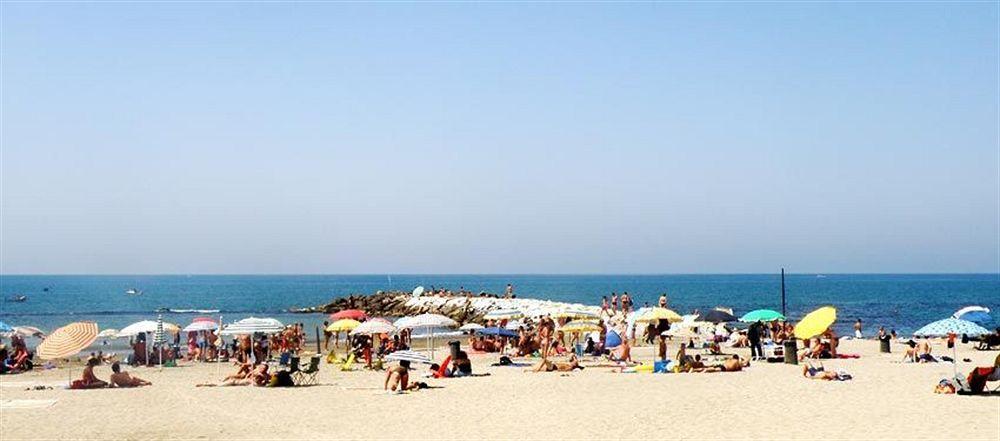 Hotel Hermitage Marina di Massa Bagian luar foto